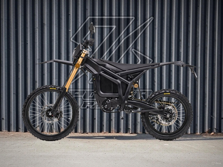 Talaria Komodo 32KW electric dirt bike in black side view